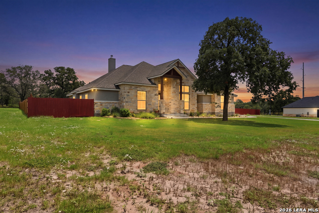 104 Hondo Rdg Property Photo 2