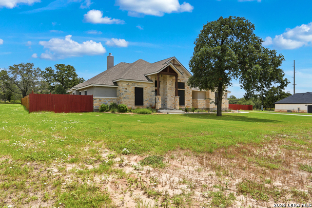 104 Hondo Rdg Property Photo 3