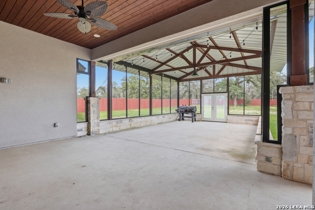 104 Hondo Rdg Property Photo 27