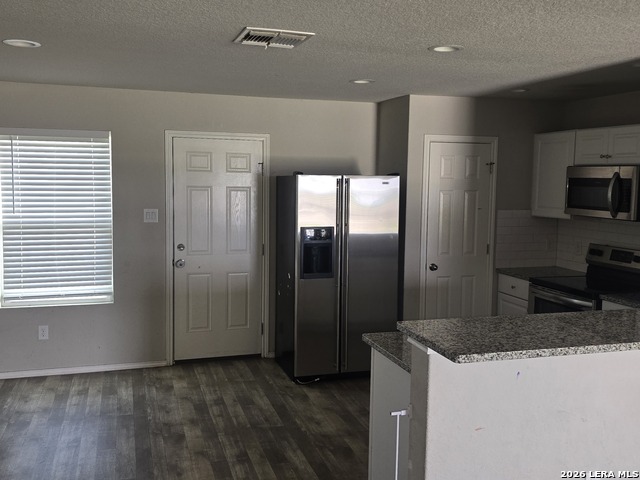 8131 Crestway Landing Property Photo 7
