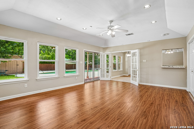 11914 Briarpath St Property Photo 4