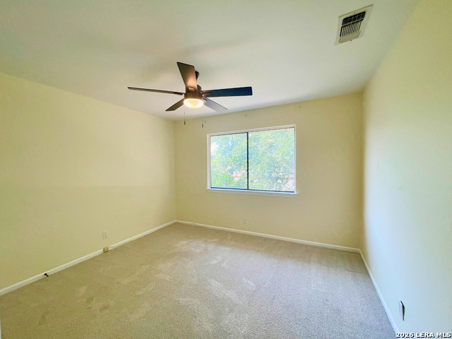 5868 Royal Ridge Dr Property Photo 16