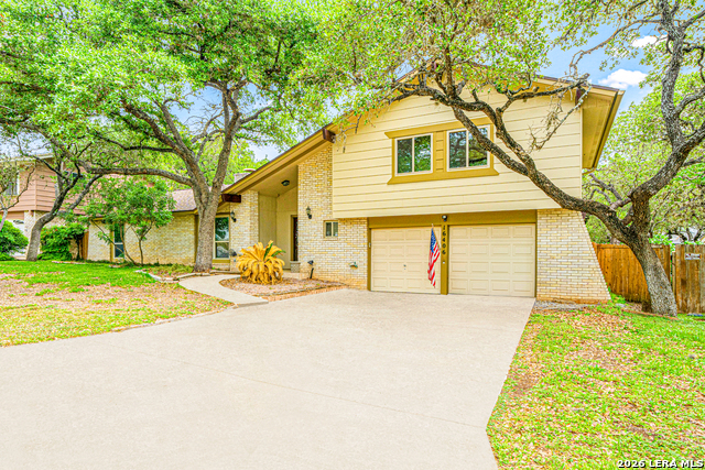 16406 Ledge Rock