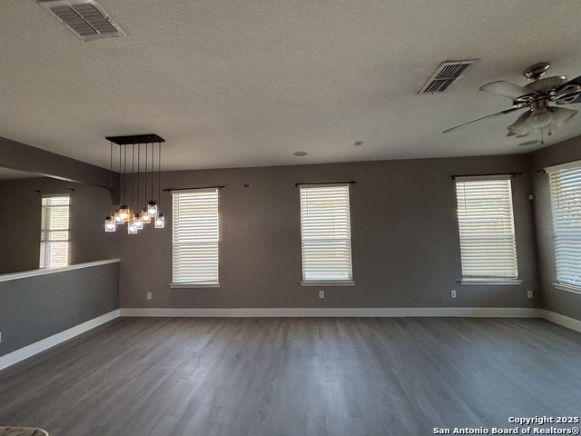 9106 Canter Horse Property Photo 4
