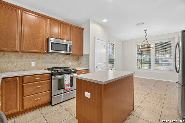3410 Port Pl Property Photo 9