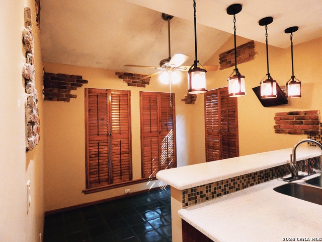 3623 Green Spg Property Photo 14