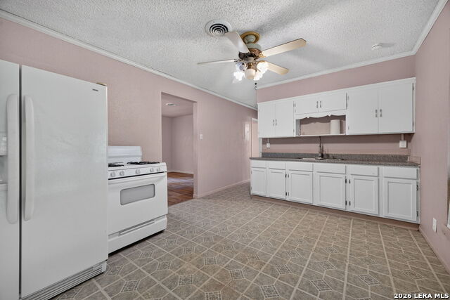 239 Nock Property Photo 9
