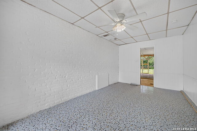 239 Nock Property Photo 13