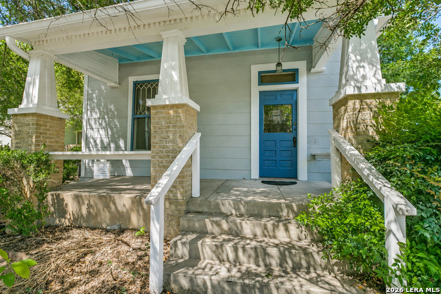 325 Cedar St Property Photo 1