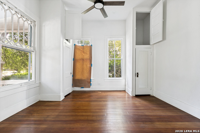 325 Cedar St Property Photo 9