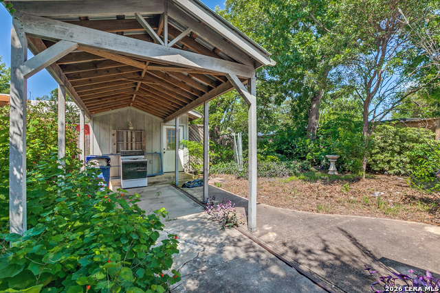 325 Cedar St Property Photo 15