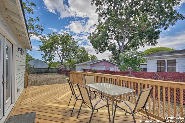 428 Burcham Ave Property Photo 10
