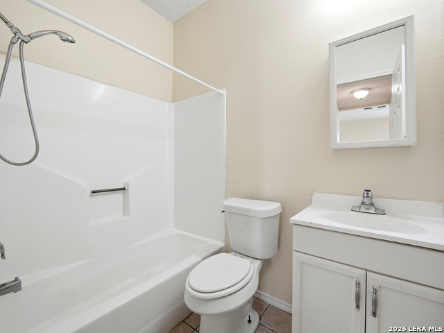 7642-7448 Windsor Oaks Property Photo 22