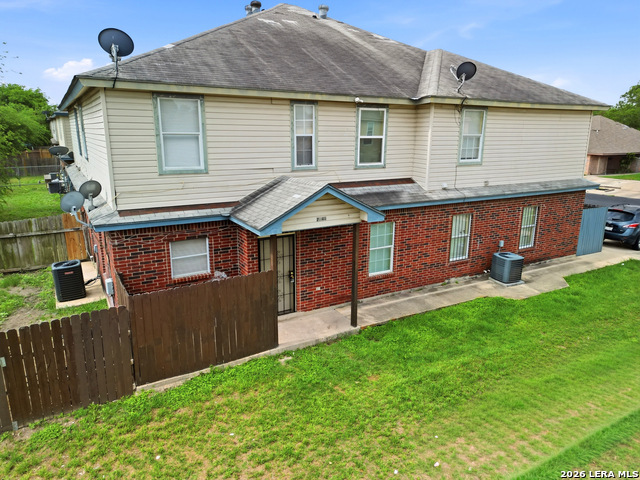 7642-7448 Windsor Oaks Property Photo 32