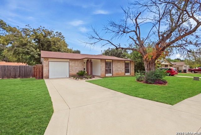 5942 Cliff Rock Dr Property Photo 1