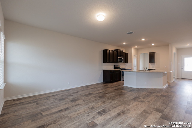 9819 Bratten Rise Property Photo 7