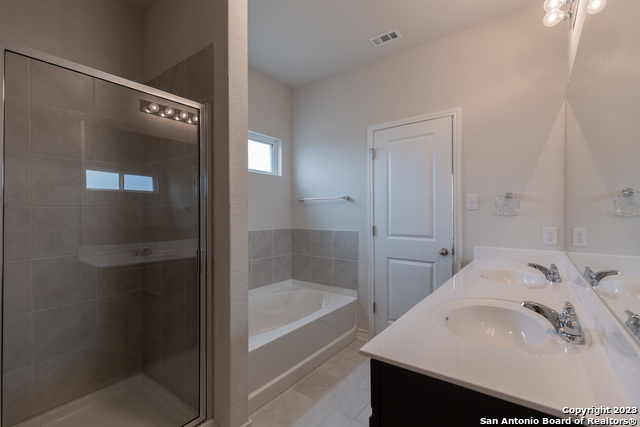 9819 Bratten Rise Property Photo 16