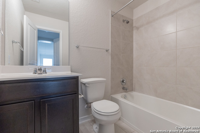 9819 Bratten Rise Property Photo 26