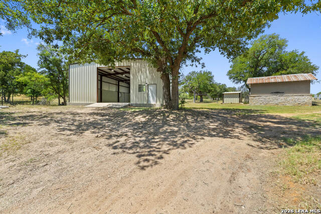 1450 Fm 2342 Property Photo 4
