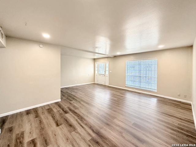 6612 Spring Manor St Property Photo 5