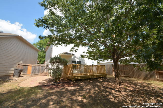 6907 Painter Way Property Photo 4