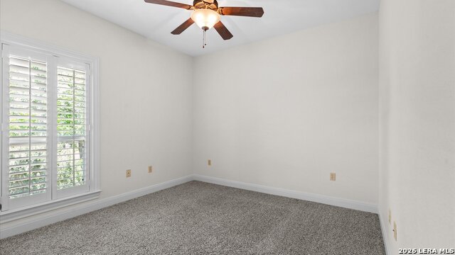 1443 Kings Cove Dr Property Photo 33
