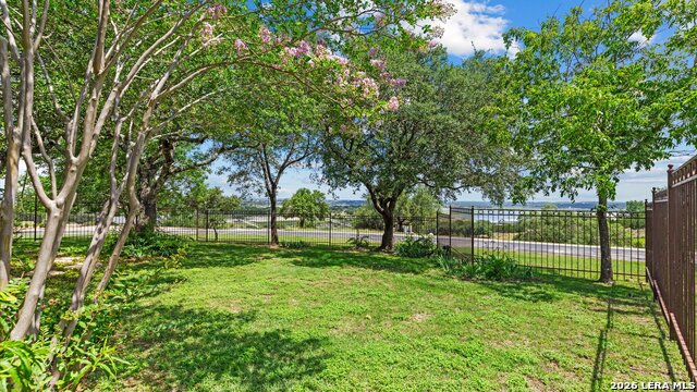 1443 Kings Cove Dr Property Photo 44