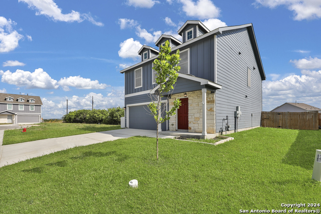 10626 Mcclintock Dr Property Photo 3