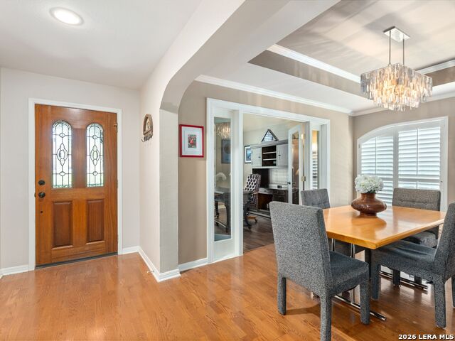 230 W Hosack St Property Photo 3