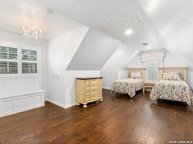 230 W Hosack St Property Photo 23