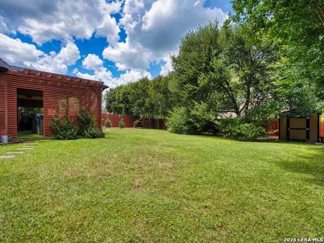 230 W Hosack St Property Photo 28