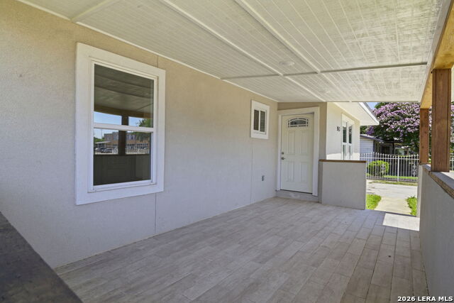 943 S San Eduardo Property Photo 2
