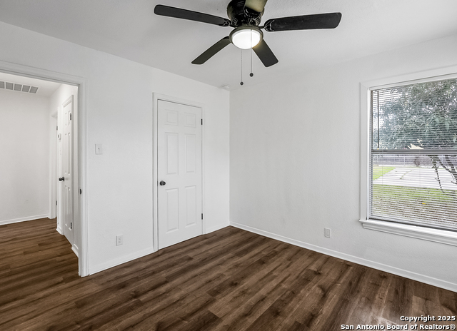122 Stolnet St Property Photo 13