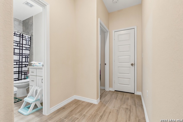 24682 Wicklow St Property Photo 24