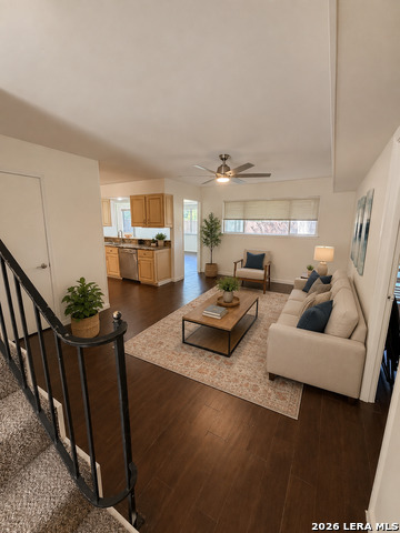 427 Indigo Property Photo 7