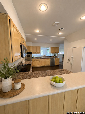 427 Indigo Property Photo 10
