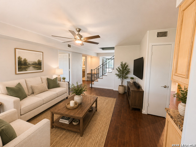 427 Indigo Property Photo 18