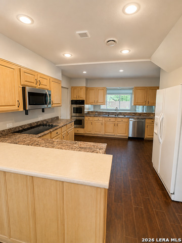 427 Indigo Property Photo 19