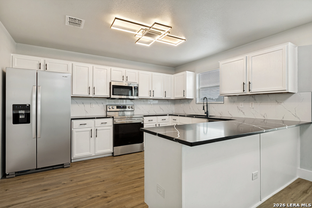 8034 Shumard Oak Property Photo 10