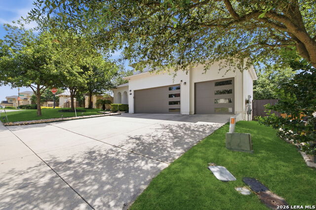23326 Woodlawn Rdg Property Photo 1