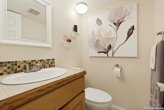 8327 Athenian Property Photo 12