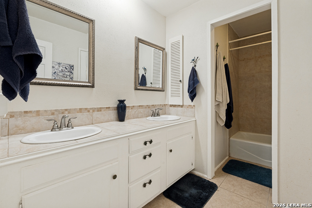 8327 Athenian Property Photo 18
