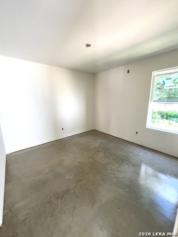 478 Valley View St Property Photo 3