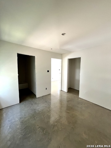 478 Valley View St Property Photo 4