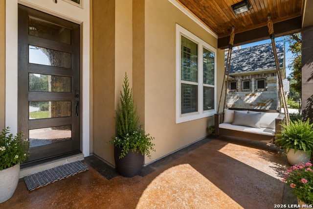 28722 Front Gate Property Photo 7