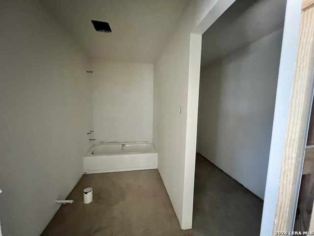 494 Valley View St Property Photo 6