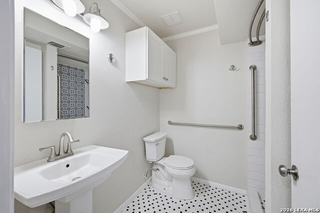 6106 Vance Jackson Rd Property Photo 15