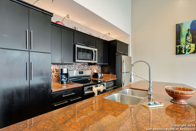 1000 Padre Blvd Property Photo 4