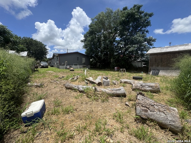 714 Hough Property Photo 5