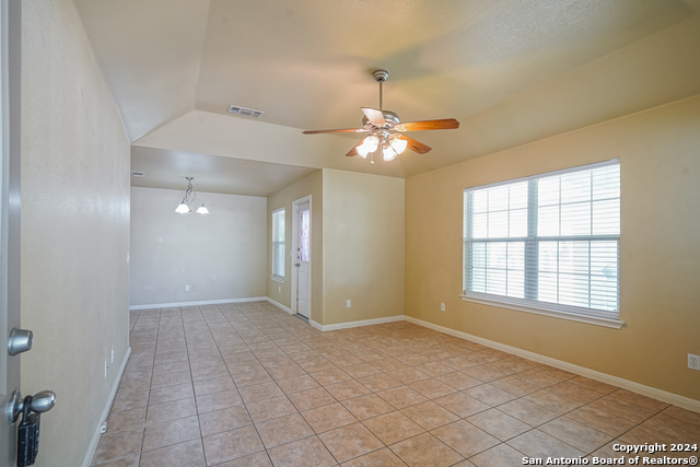 1043 Misty Acres Dr Property Photo 2